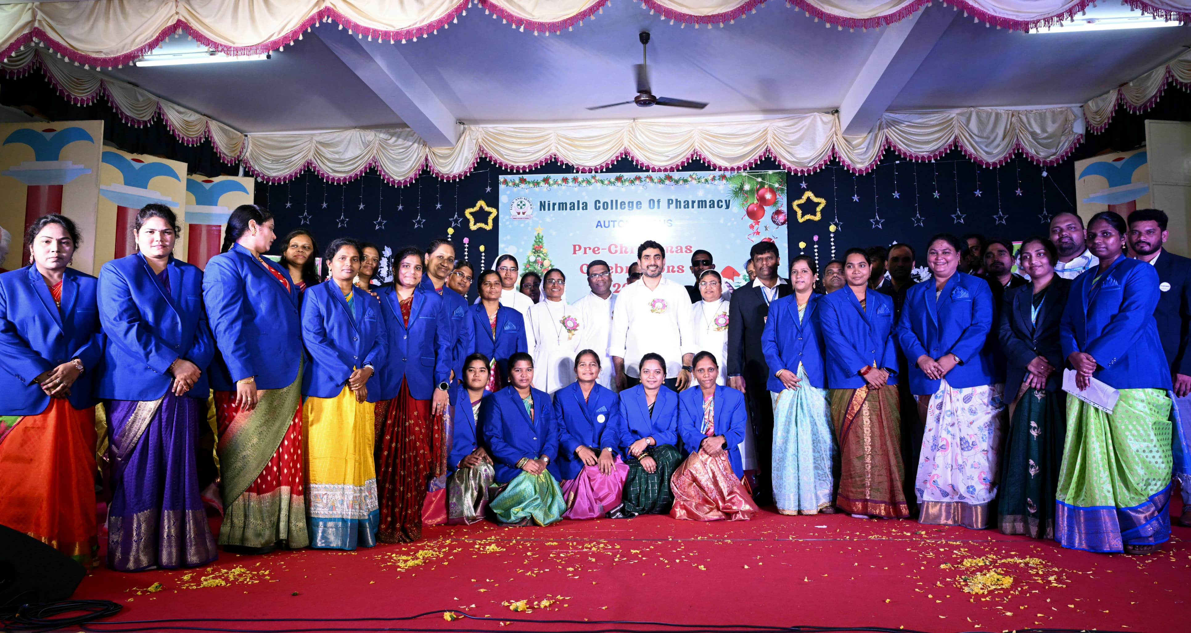 Semi Christmas 2024 - Image 15